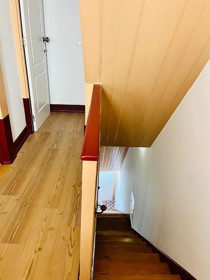 Casa Rosa Com Ac Apartment Coimbra